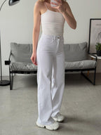 WHITE WIDE LEG JEANS 🤍