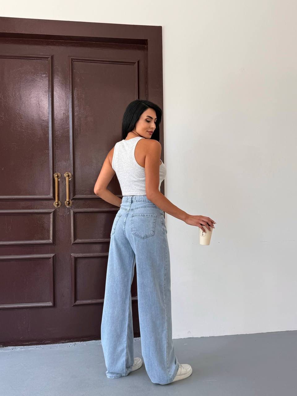 Jean Large "Snow" – Denim Délavage Clair